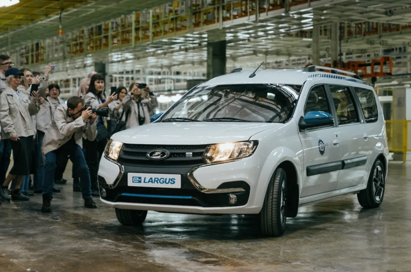 «АвтоВАЗ» намерен увеличивать скорость производства на ижевском автозаводе, чтобы в 2025 году выпустить около 90 тыс. Lada Largus