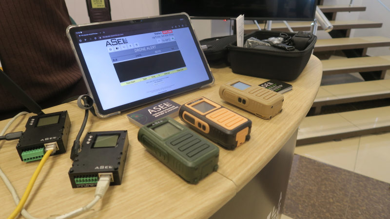 Блог о машиностроении и технике | Как в фильме «Хищник». В Петербурге показали сеткометы и ружья против БПЛА Как в фильме «Хищник». В Петербурге показали сеткометы и ружья против БПЛА