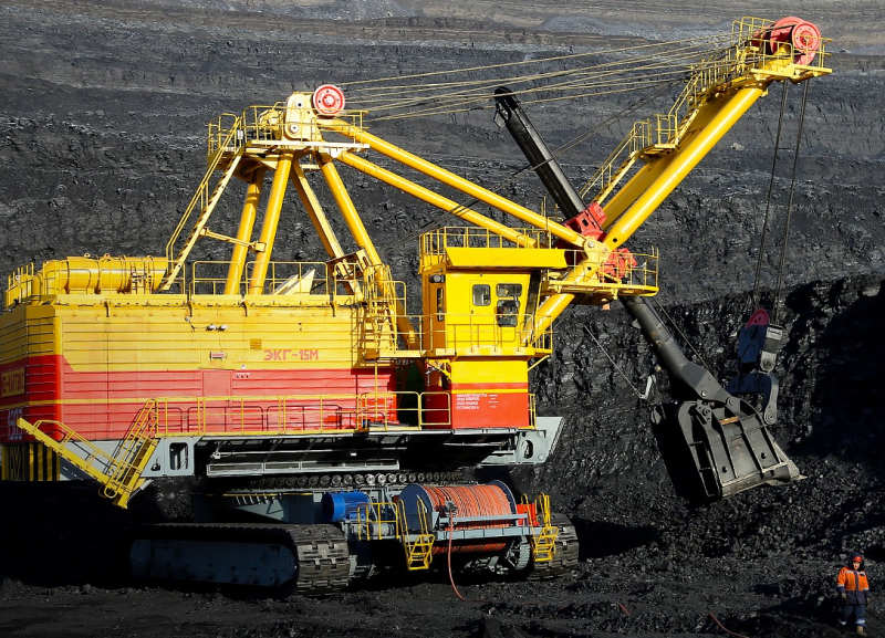 Блог о машиностроении и технике | Завод «ИЗ-Картэкс» поставил Оленегорскому ГОКу первый из трех экскаваторов ЭКГ-15М Завод «ИЗ-Картэкс» поставил Оленегорскому ГОКу первый из трех экскаваторов ЭКГ-15М