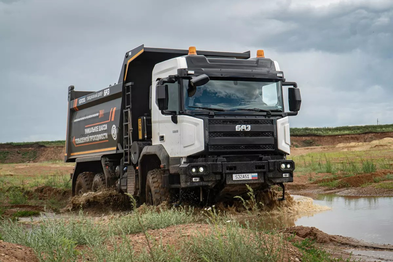 Блог о машиностроении и технике | Компания «Романов» до конца ноября 2025 года запустит серийное производство грузовых автомобилей под брендом «БАЗ» Компания «Романов» до конца ноября 2025 года запустит серийное производство грузовых автомобилей под брендом «БАЗ»