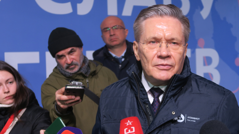 Блог о машиностроении и технике | Владимир Путин поучаствовал в закладке ледокола «Сталинград» в Петербурге Владимир Путин поучаствовал в закладке ледокола «Сталинград» в Петербурге