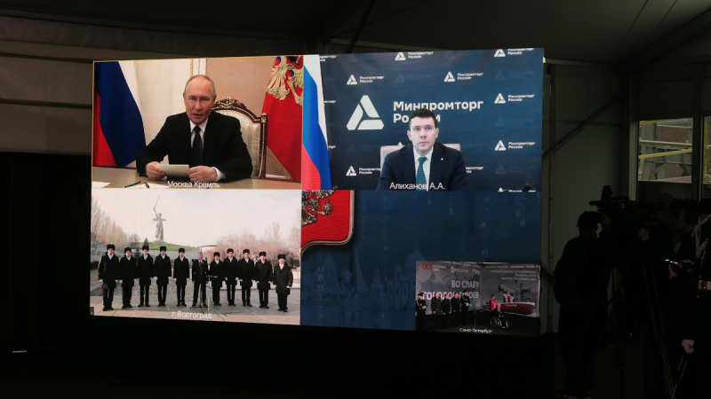 Блог о машиностроении и технике | Владимир Путин поучаствовал в закладке ледокола «Сталинград» в Петербурге Владимир Путин поучаствовал в закладке ледокола «Сталинград» в Петербурге