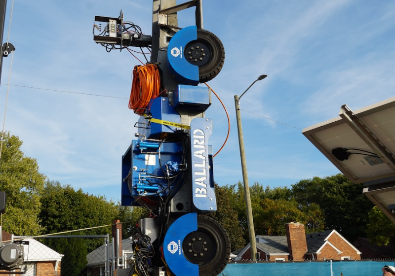 Блог о машиностроении и технике | Diver-Operated Vehicle Installs New Water Tunnel Liners Without Dewatering Diver-Operated Vehicle Installs New Water Tunnel Liners Without Dewatering